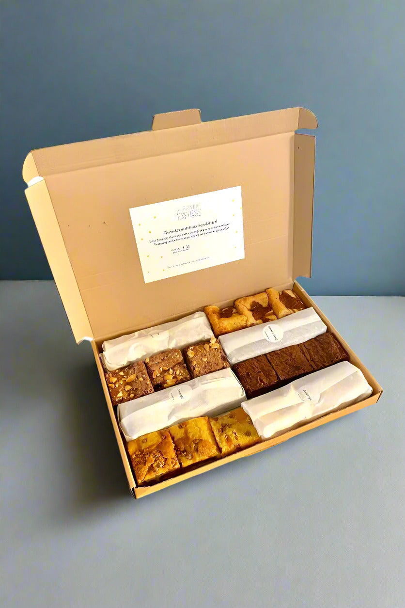 Brownie Box / Brownie box bestellen / 24 brownies verpakt in een brievenbusdoos.